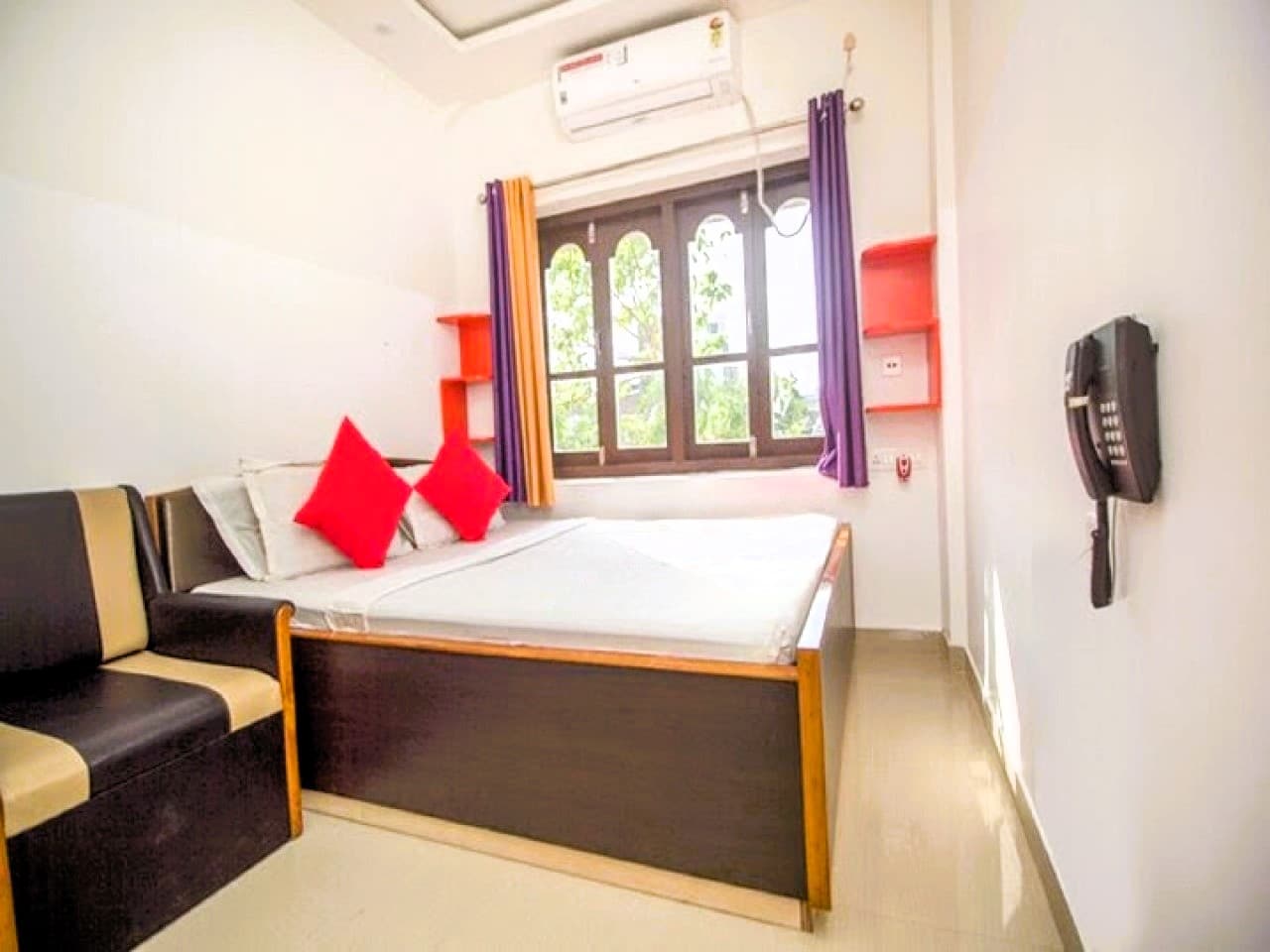 Hotel Debdutta - Tap to explore photos
