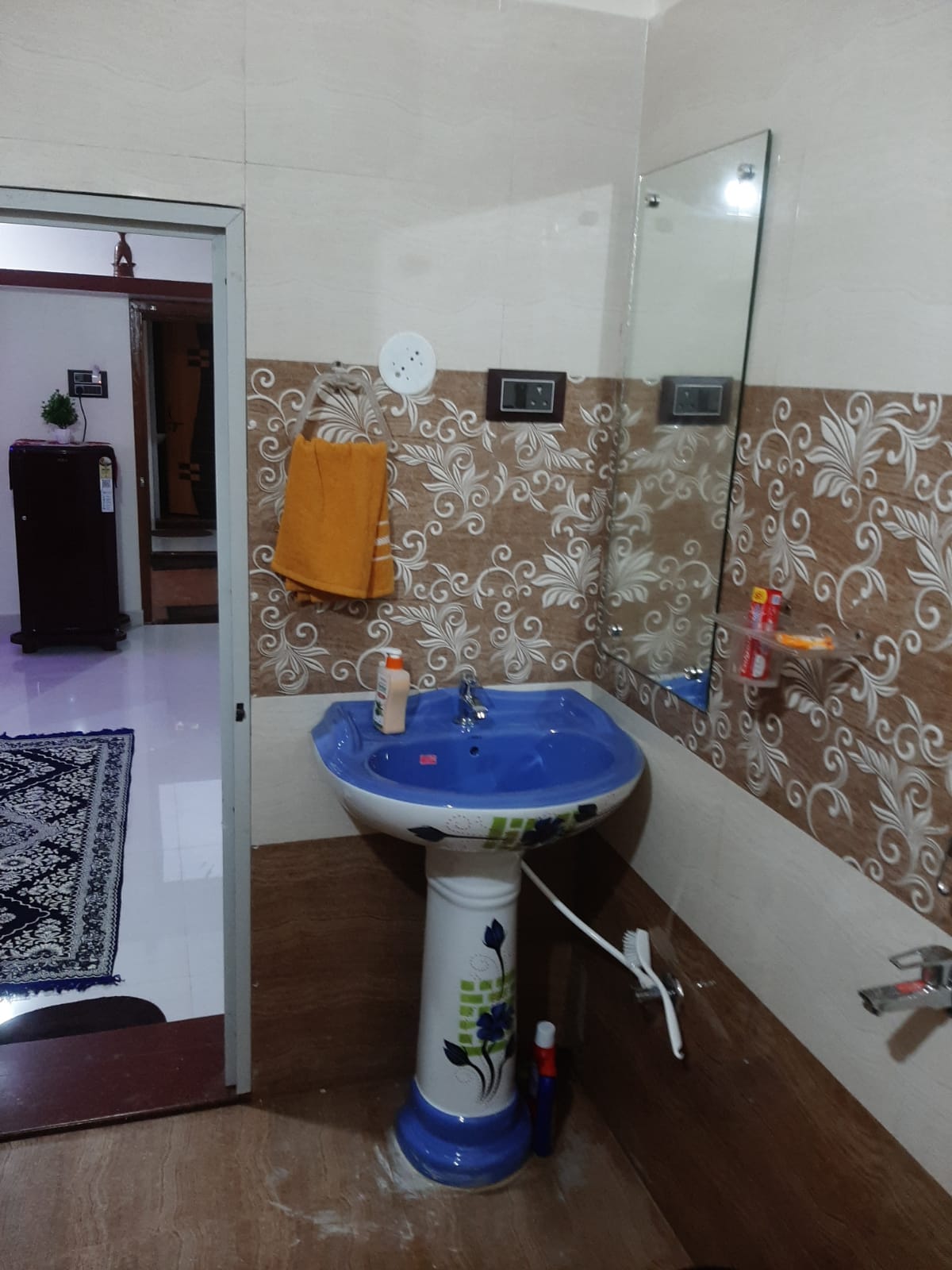 GuruKripa Homestay Double Room AC - Tap to explore photos