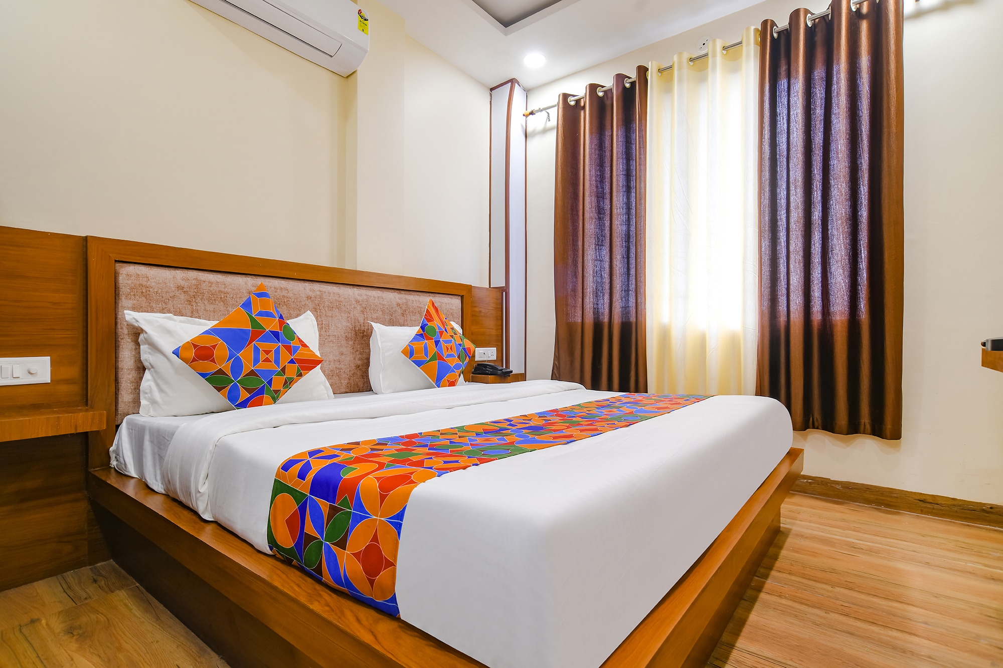 FabHotel Atharv - Airport - Tap to explore photos