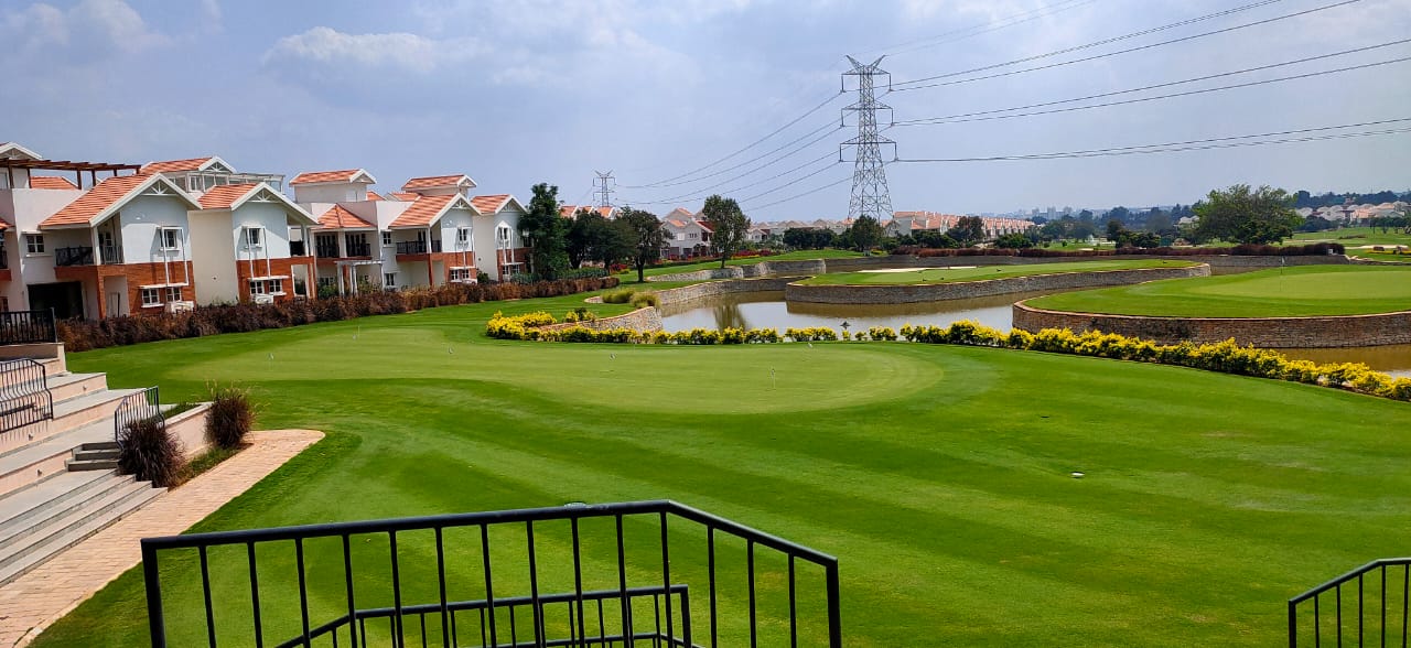 AUGUSTA GOLF VILLAGE - Tap to explore photos
