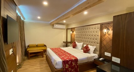 Hotel Brown Palace Nearby Dal Lake Room Type - Premium Room + AC Hot and Cold