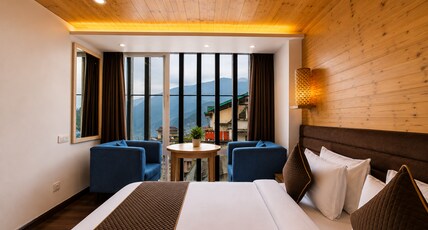 Sparrow Elements Boutique 2 min walk To Mg Marg Room Type - The Premium King Room with Mountain View