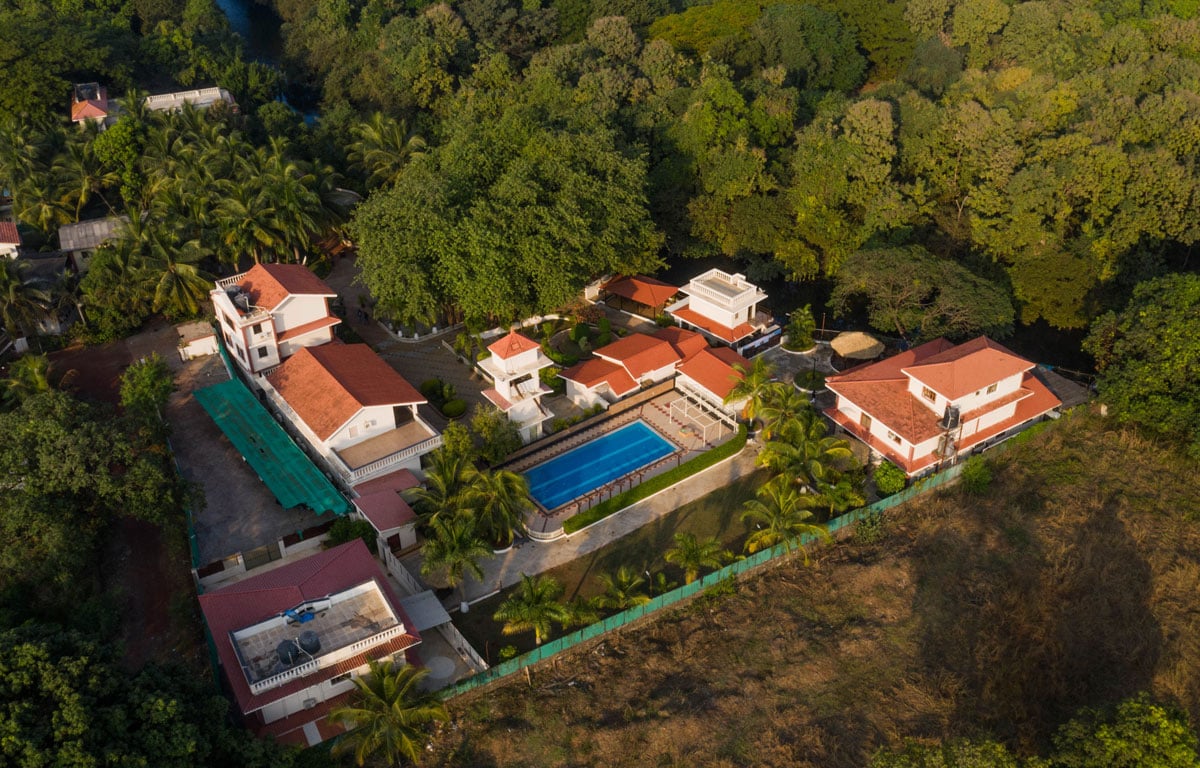Paradise villas & Resort - Tap to explore photos