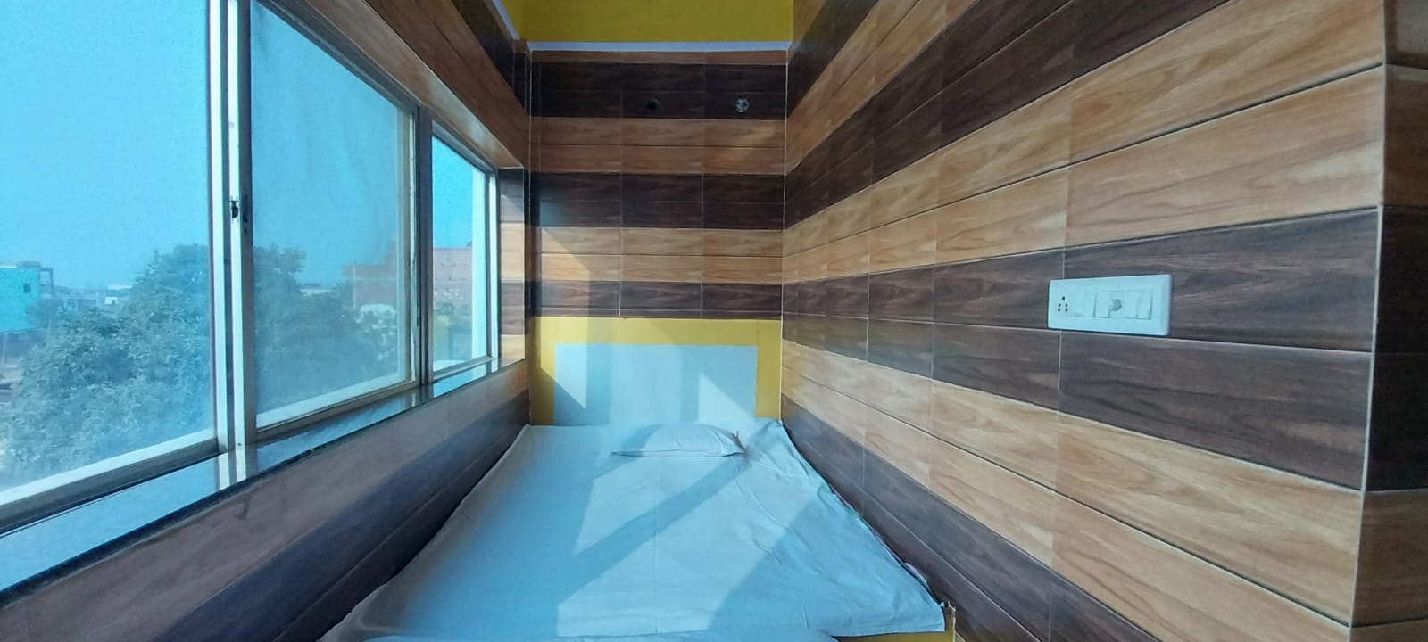 Baba hotel and guest house - Tap to explore photos