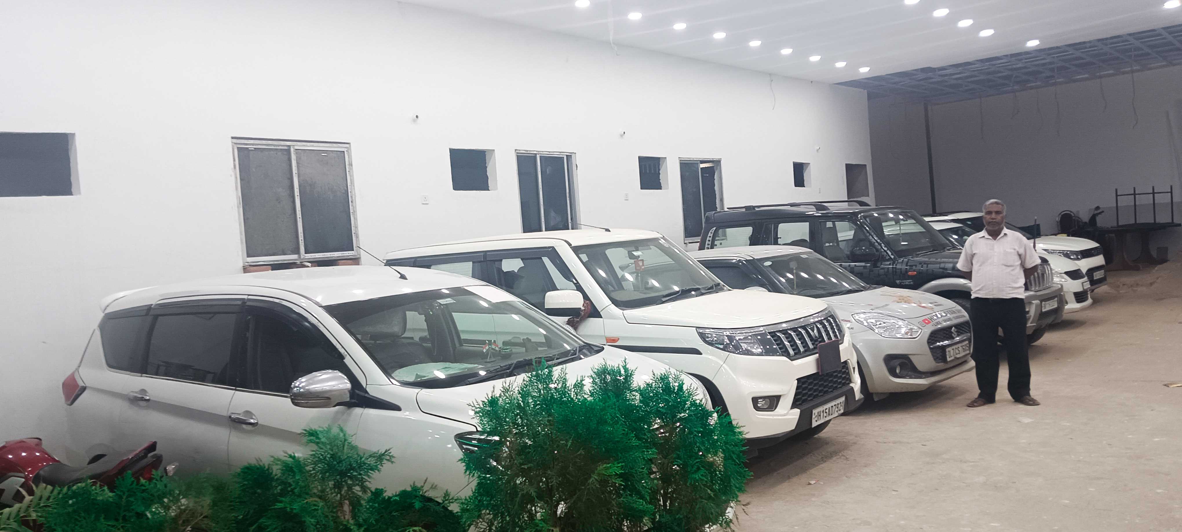 Hotel O Parinay - Tap to explore photos