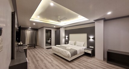 Crown Plaza Residency Room Type - Family Room