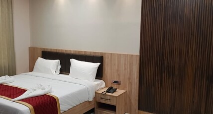 ANNAMALAI GRAND Room Type - Standard Room AC