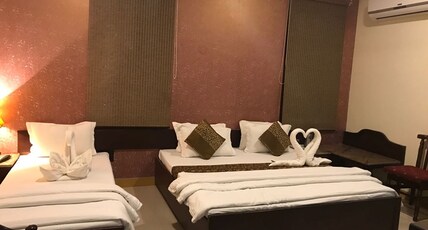Hotel Abhinandan Room Type - Family Room