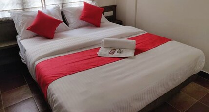 Dakshin Ghats Room Type - Family Rooms (Shared Living Room and Extra Double Occupancy Room)
