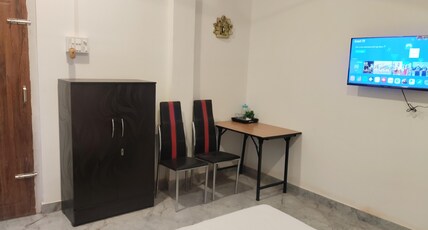 Dolphin Homestay Room Type - Deluxe Room