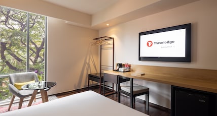 Travelodge Sukhumvit 11 Room Type - Superior Premium Travelodge Sukhumvit 11 Room Type - Superior Premium