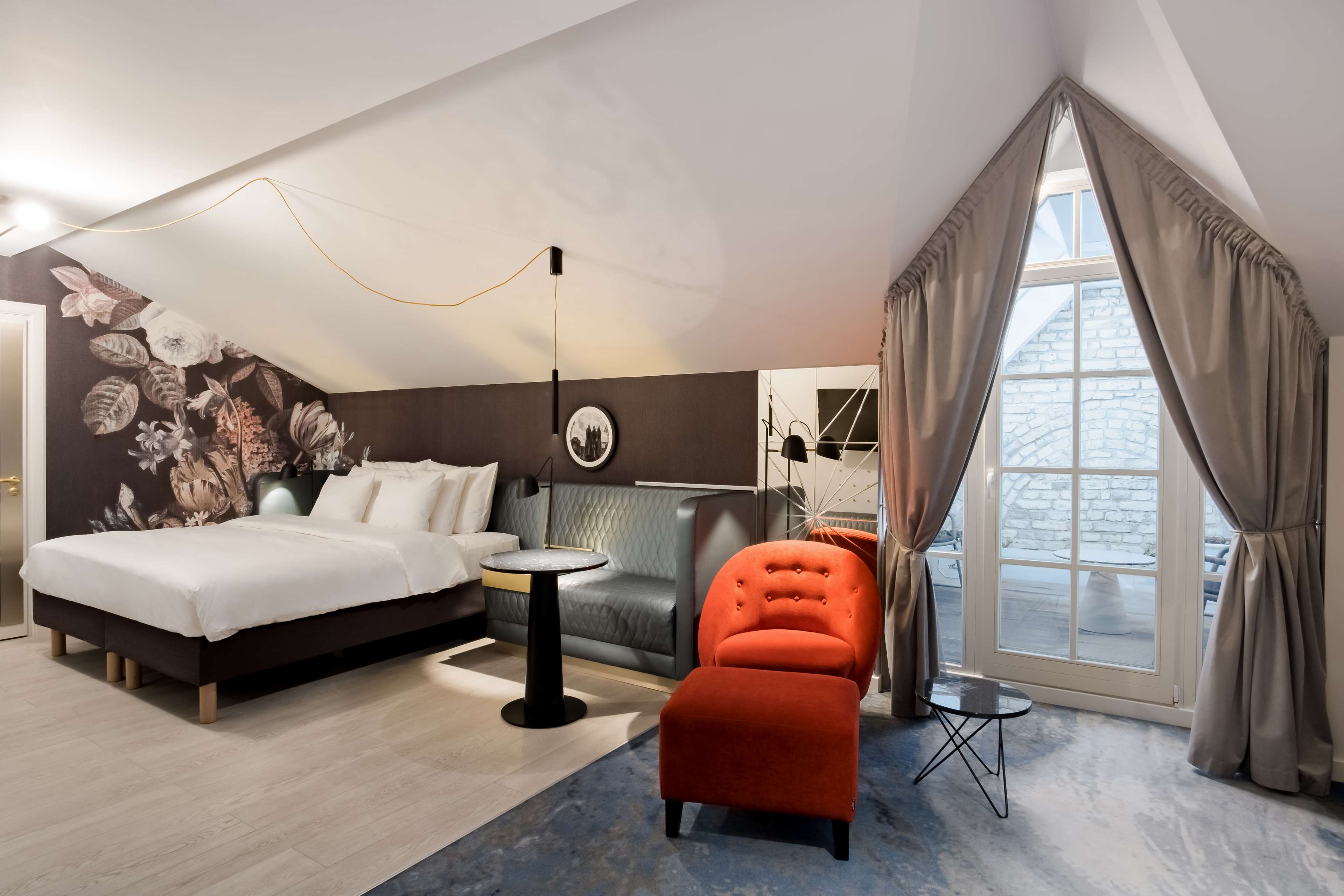 Radisson Collection Astorija Hotel, Vilnius - Tap to explore photos
