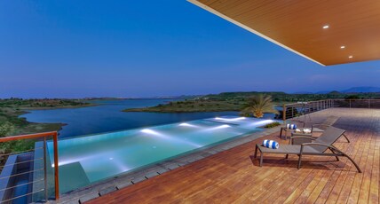 Saffronstays Blue Horizon Room Type - Saffronstays Blue Horizon