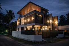 6 Bed AC Villa City View Sleeps 12 Karaikal