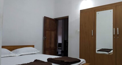 Ammu's Homestay Room Type - Family Room-Non AC, 1 King bed (Ground Floor & For family) Ammu's Homestay Room Type - Family Room-Non AC, 1 King bed (Ground Floor & For family)