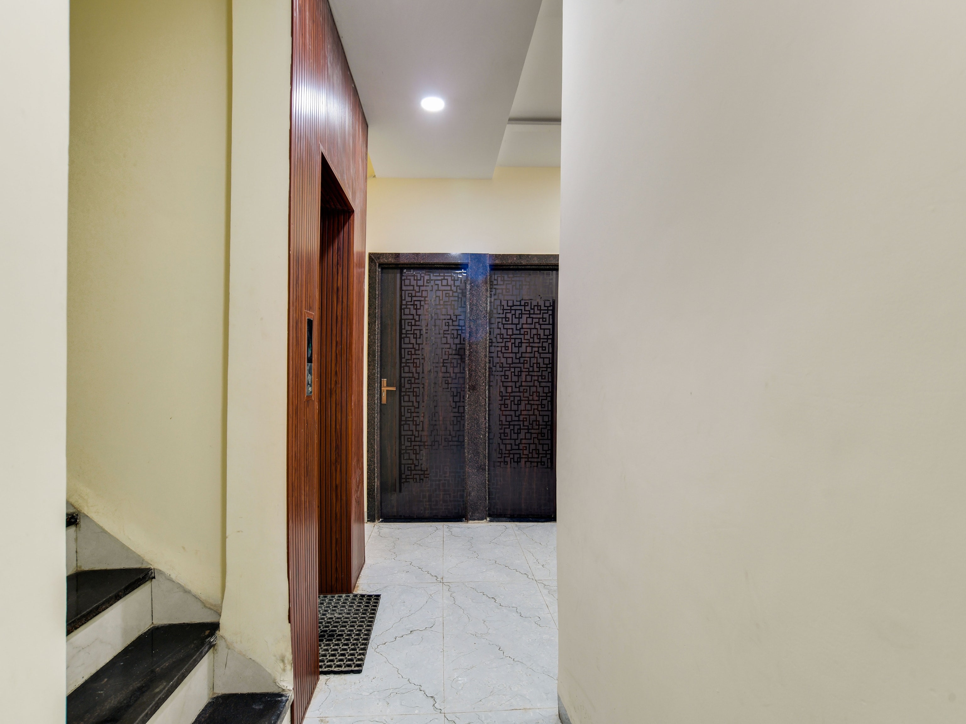 Hotel O DEV SHREE - Tap to explore photos