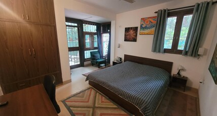 Ivy's Home-Stay Room Type - EXECUTIVE DELUXE