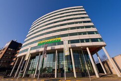 The Hague Teleport Hotel