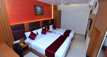 Hindustan Residency Room Type - Superior Triple Room