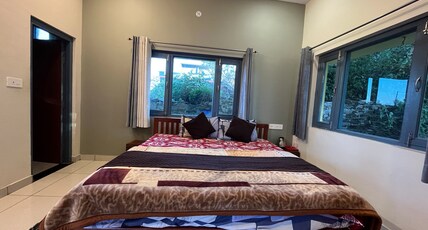 11 Gaon Homestay Jaiharikhal Room Type - King Room with Garden View 11 Gaon Homestay Jaiharikhal Room Type - King Room with Garden View