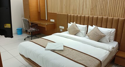 Hotel Tulsi Room Type - PREMIUM ROOM