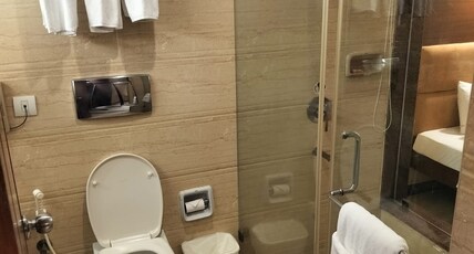 Shenbaga Hotel & Convention Centre Room Type - Duke Suite New