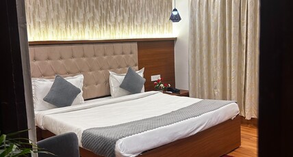Hotel 7 CR Room Type - Urban CR