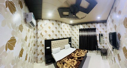 A.G. House amritsar Room Type - DELUXE Room