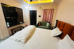 HOTEL AARAMBH