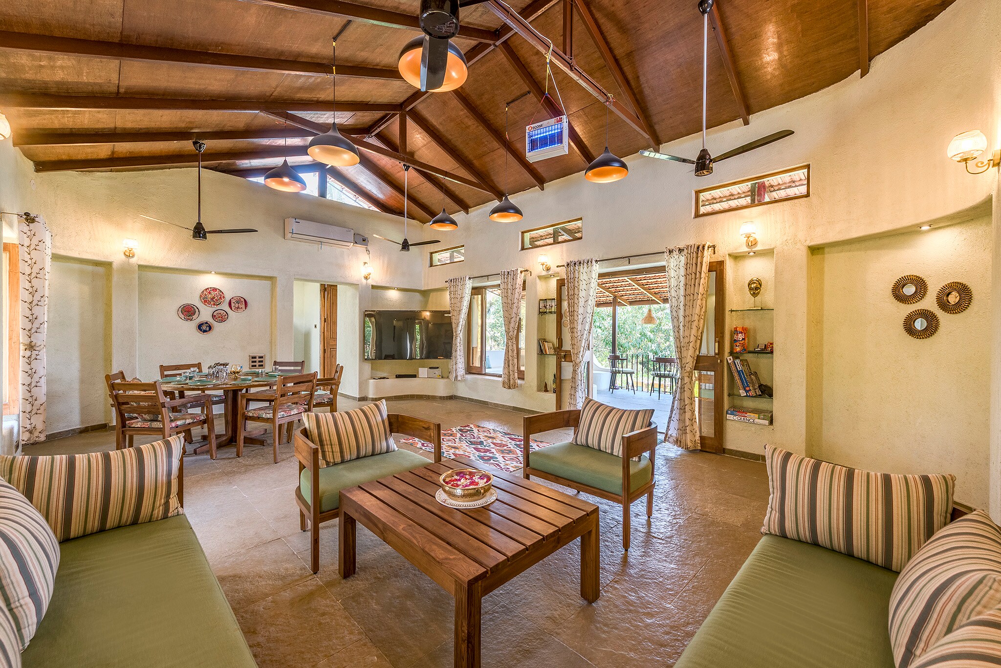 CosmicStays - Joshet A Mediterranean Farmstay - 3BHK Villa - Tap to explore photos