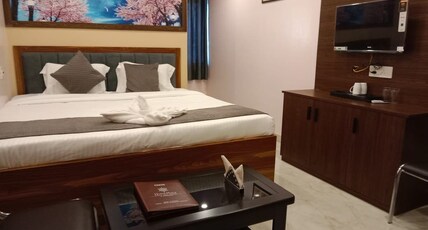 HOTEL PLAZA Room Type - DELUX HOTEL PLAZA Room Type - DELUX