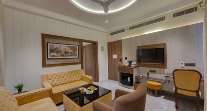 Ira By Orchid, Ayodhya Room Type - Royal Suite with Jacuzzi