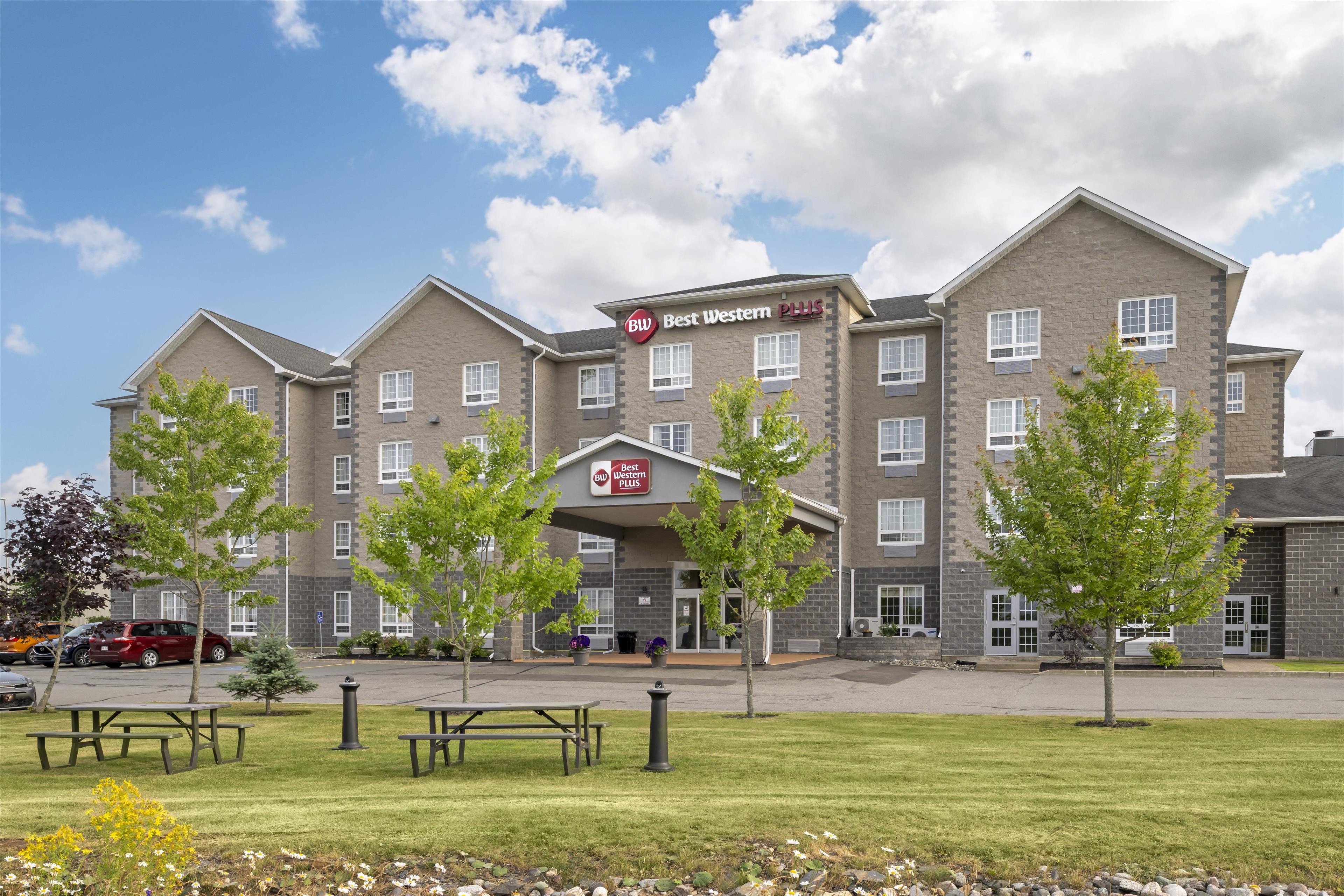 Best Western Plus Saint John Hotel & Suites - Tap to explore photos