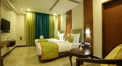Mayflower Hotel Room Type - Irish (King or Twin bed)