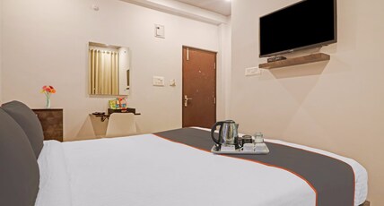 Super Townhouse RCC Pristine Room Type - Classic