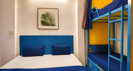 Nayee Haveli by Venice View| Lake view hostel. Room Type - Quadraple AC Room