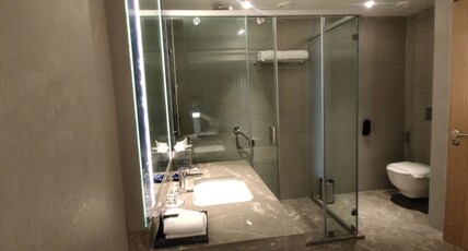 Vivanta Bhubaneswar, DN Square Room Type - Deluxe Room Twin Bed