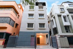 Collection O Gariahat Kolkata Formerly 6 Seasons