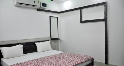 Hotel Landmark Room Type - AC Deluxe Room