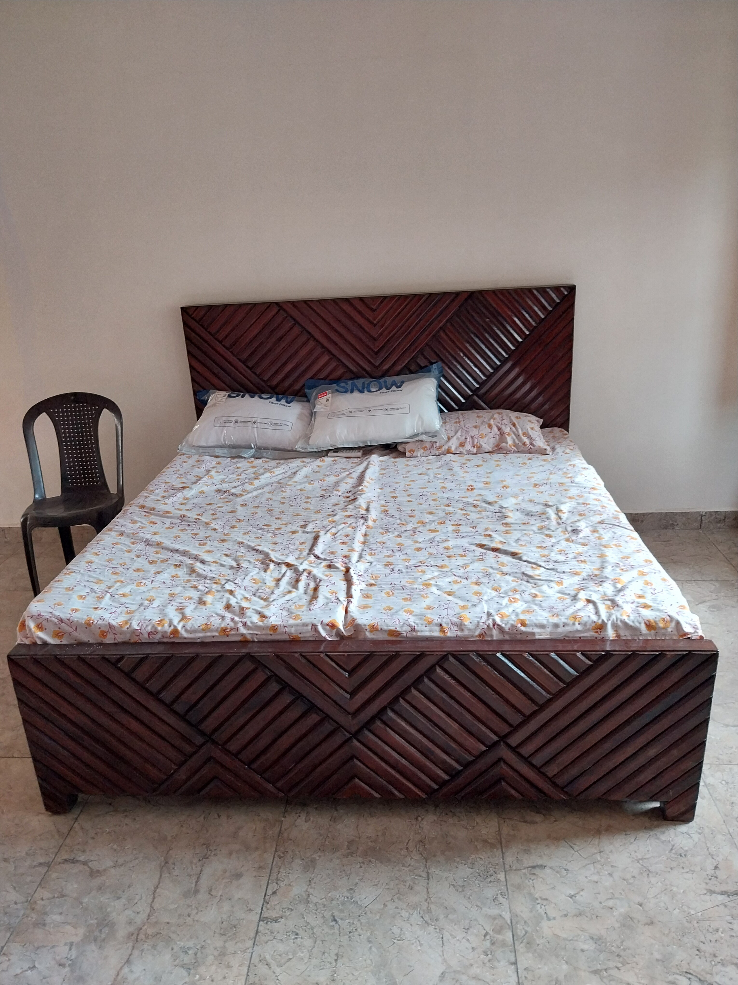 Laxmi Narayan Home stay, Near Baglamukhi Temple, - Tap to explore photos