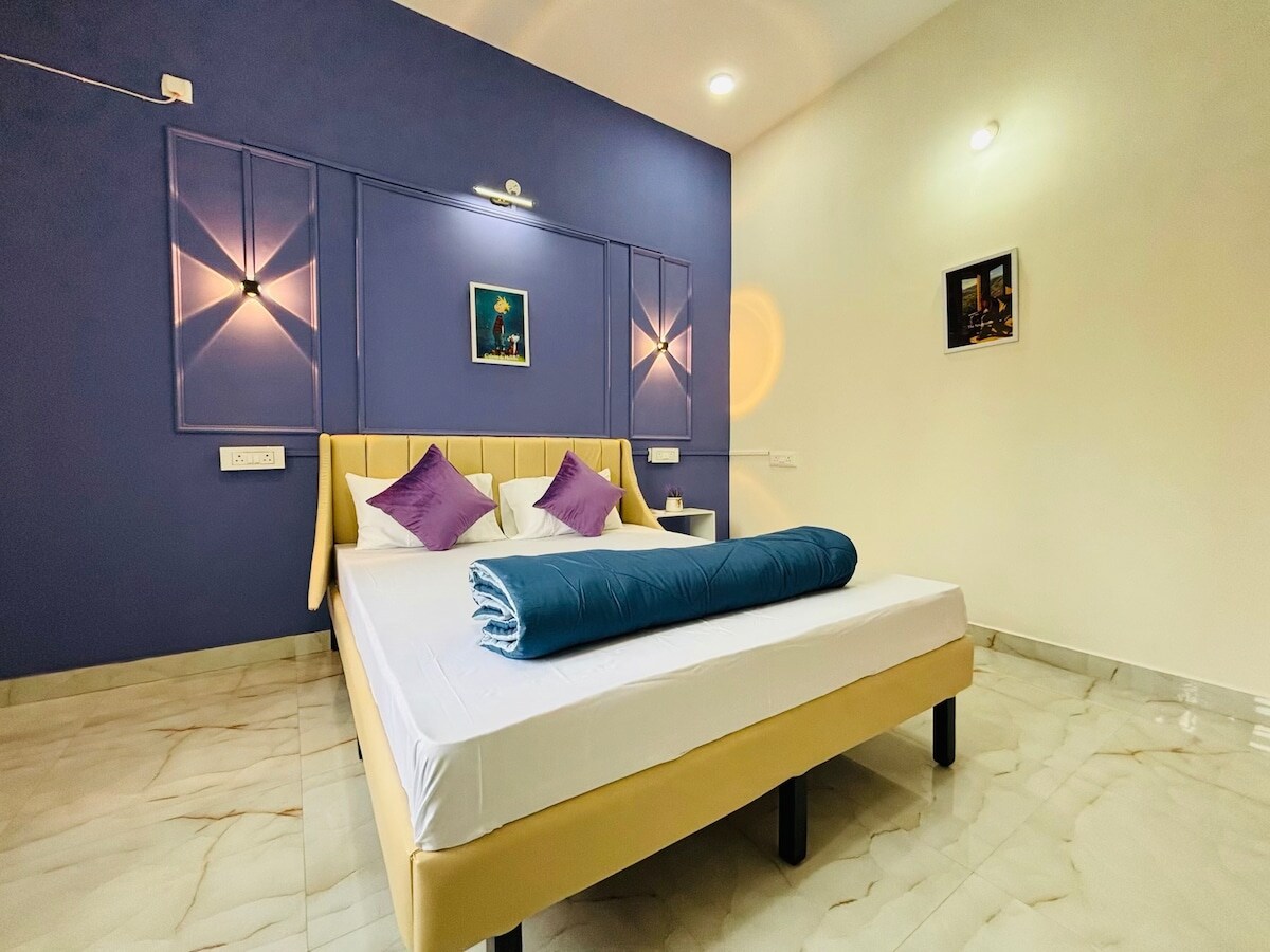 BeauMonde Boutique Suites - Pixel - Tap to explore photos