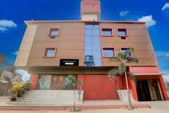 Photos of Townhouse GIDA Near RTO Office