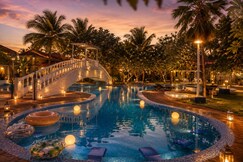 Sashas Holiday Village