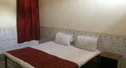 Alam Chand Bhagwati Devi Bhawan Room Type - Deluxe Room