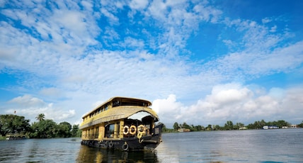 Pickadly Houseboats Room Type - 4 Bedroom Private Houseboat AC timing 9pm to 6am Pickadly Houseboats Room Type - 4 Bedroom Private Houseboat AC timing 9pm to 6am