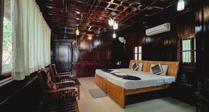 Rajapark Beach Resort Room Type - Heritage Cabin
