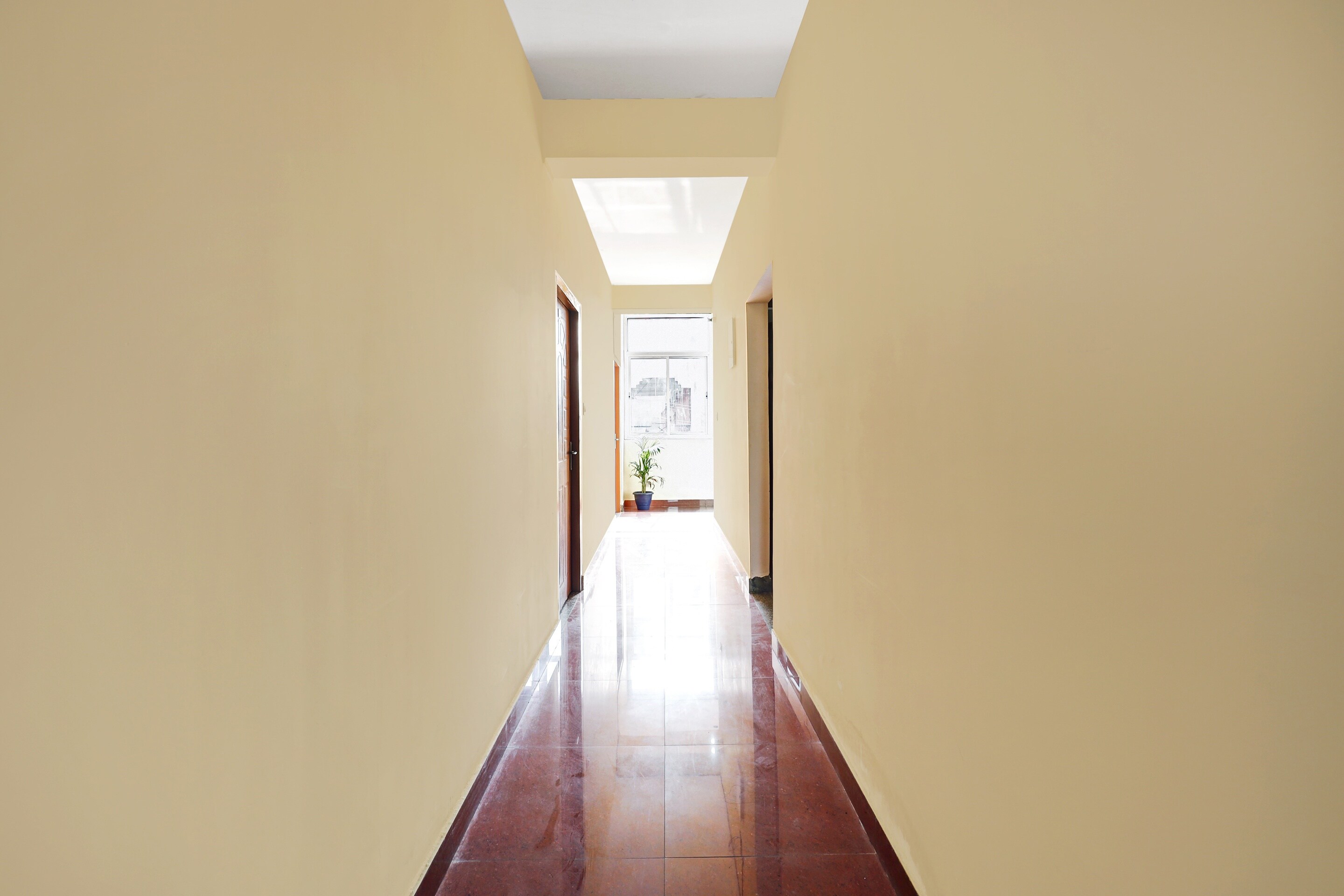 RR Homestay Guwahati - Tap to explore photos