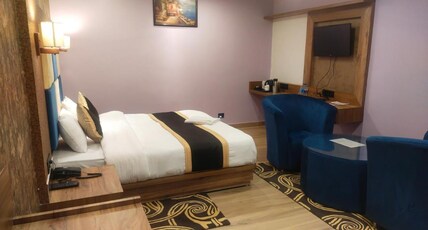 Hotel Poddar Residency Room Type - Deluxe Room