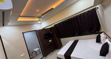 Hotel Cozy Stay Room Type - Deluxe Room