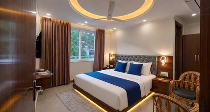 Hotel Gangotri Palace Room Type - Premium Standard Room